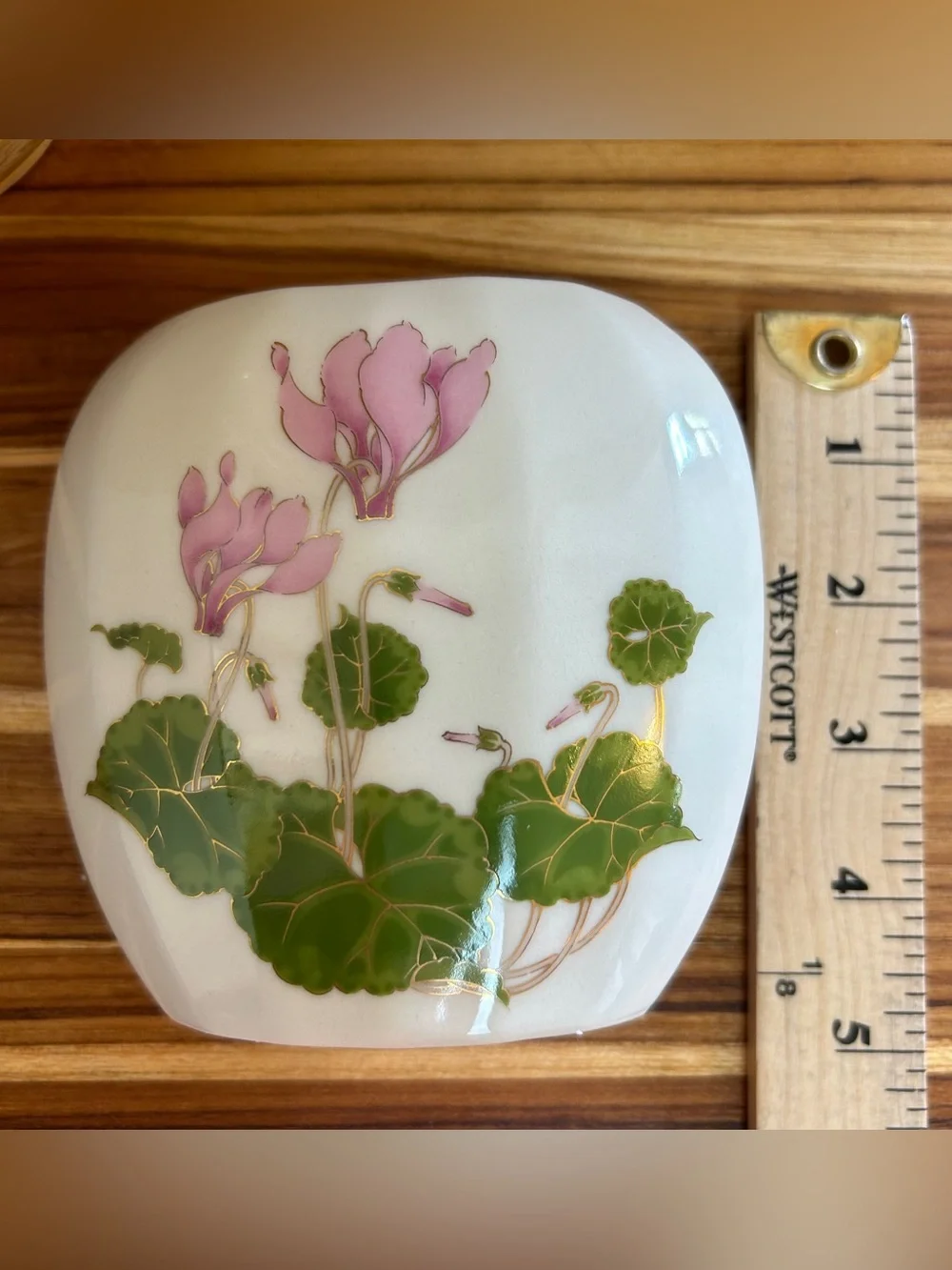 Vintage Otagiri Japan "Cyclamen Collection" Porcelain Vase - Picture 5 of 7